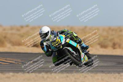 media/Mar-22-2025-CVMA (Sat) [[462c0ffedb]]/Race 13-Amateur Supersport Middleweight/